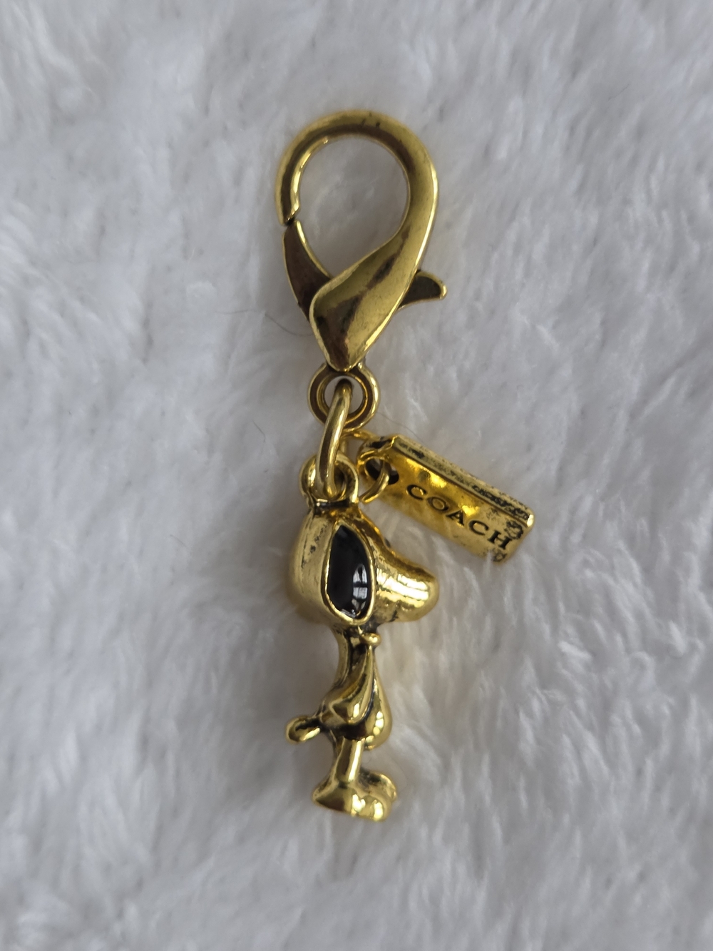 C Logo Gold Tone Snoopy Purse Zipper Charm - Picture 2 of 5